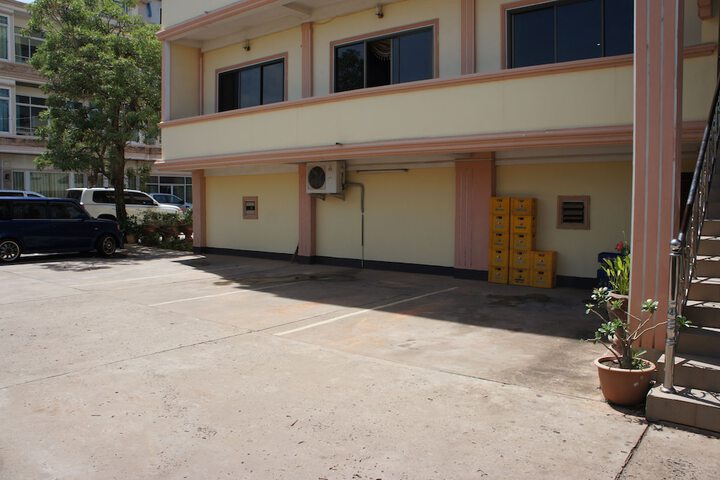 Property Grounds 24 of 26