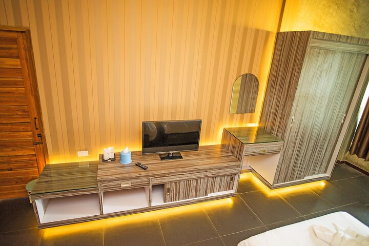 Room 13 of 59