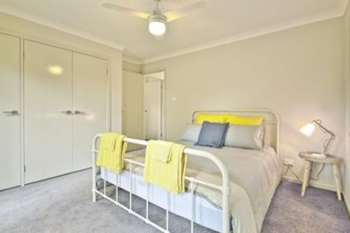 Room 12 of 33
