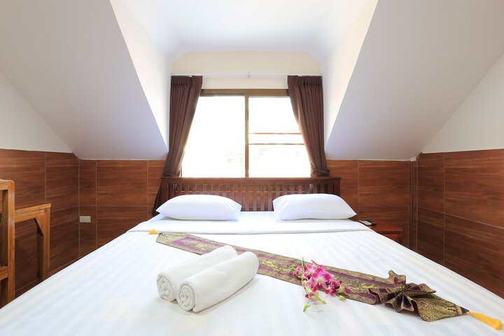 Room 15 of 52