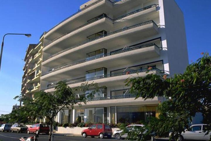 Hotel Elena