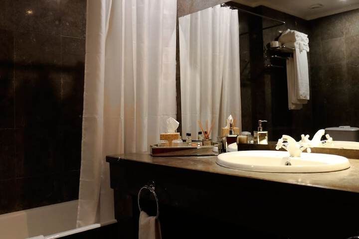 Room 34 of 54