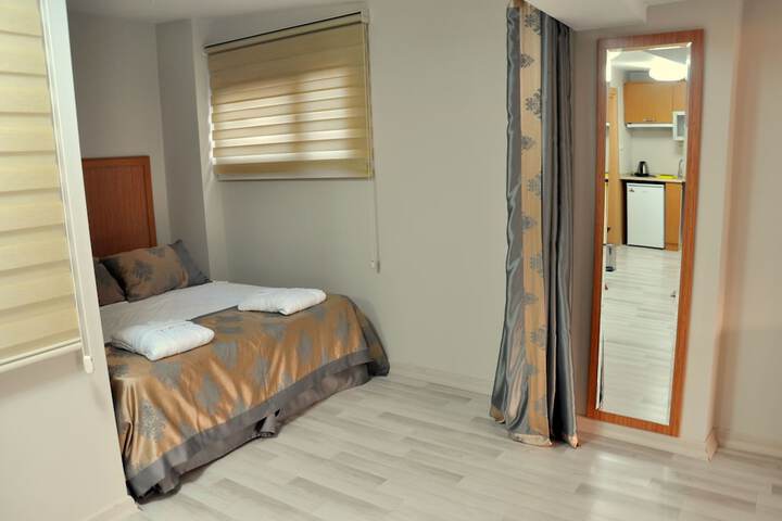 Room 11 of 52