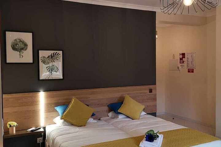 Room 5 of 45