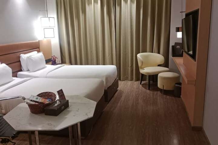 Room 4 of 57