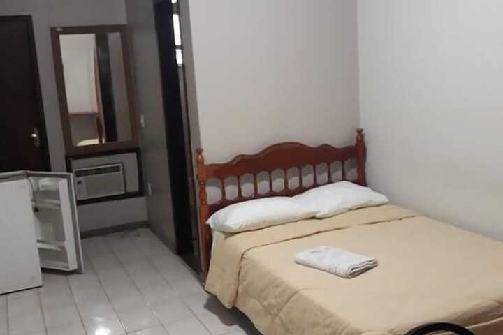 Room 8 of 29