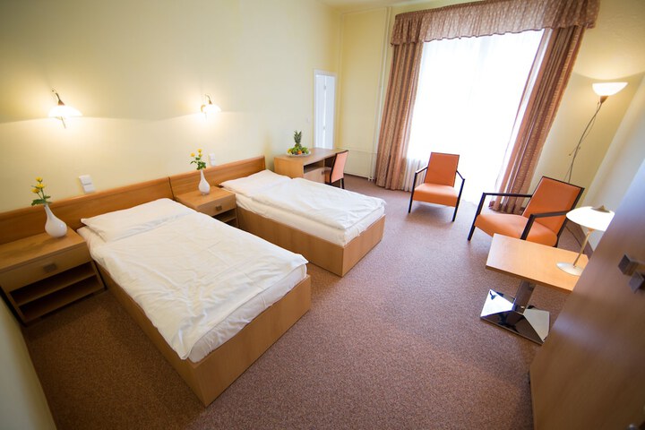 Room 7 of 67