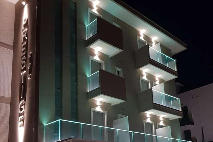 Hotel 43 of 52