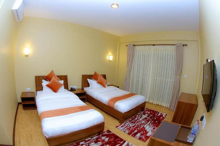 Room 20 of 98