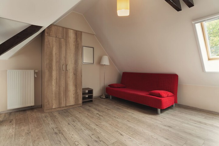 Room 45 of 158