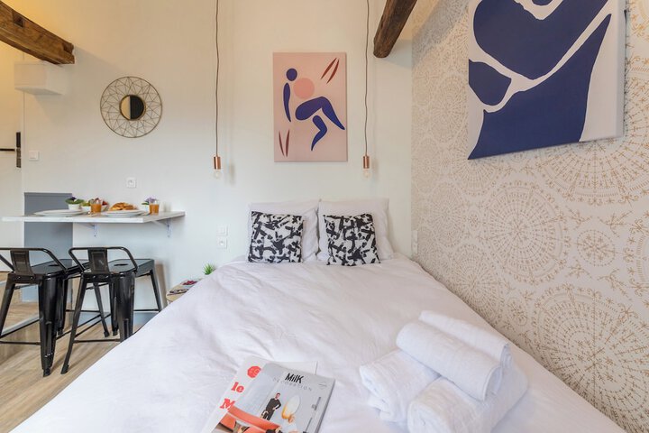 Room 5 of 71
