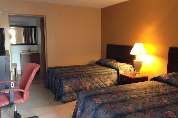 Room 4 of 35