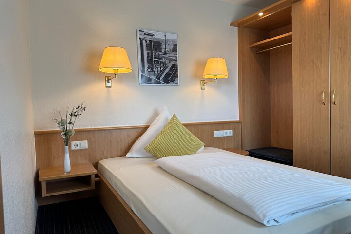 Room 45 of 78