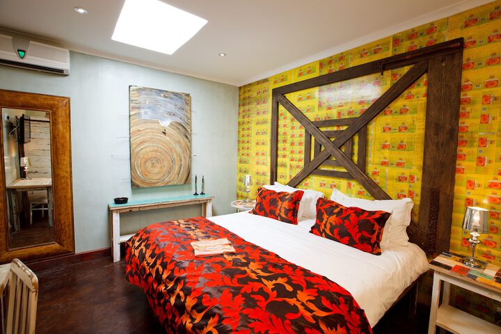 Room 38 of 252