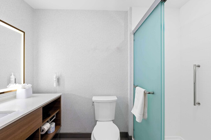 Clean Restrooms