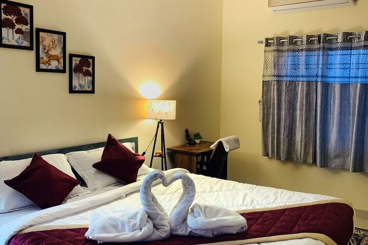 Room 4 of 26