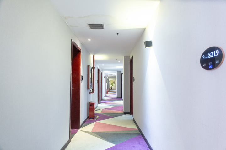Hotel Interior 12 of 25