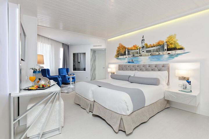 Room 21 of 83