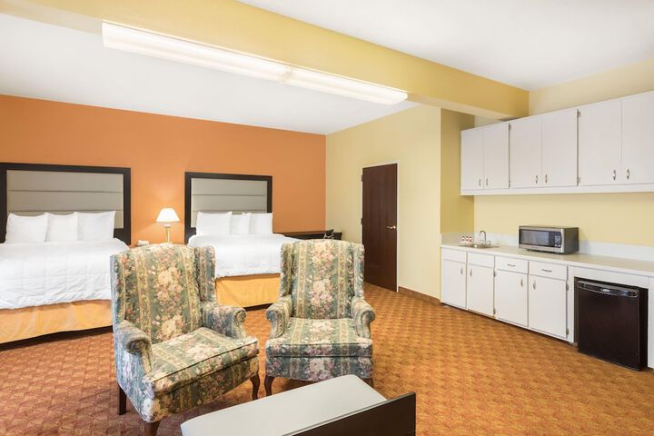 Room 9 of 21