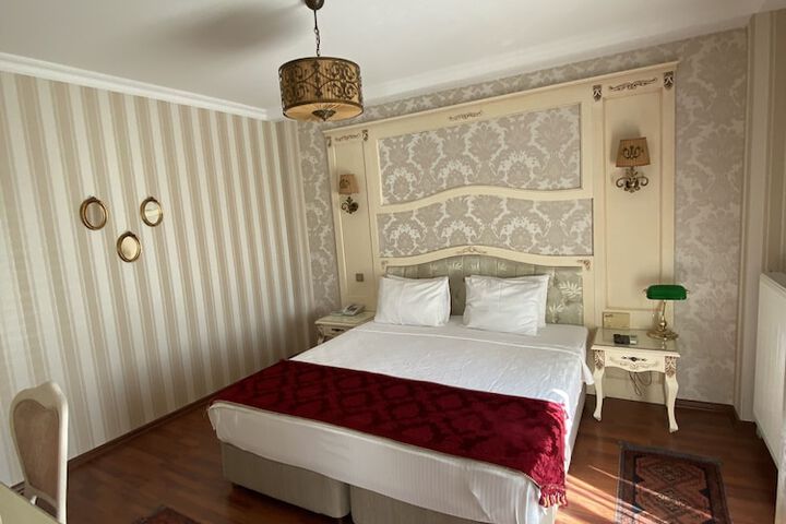 Room 14 of 53