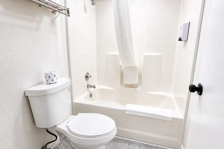 Clean Restrooms