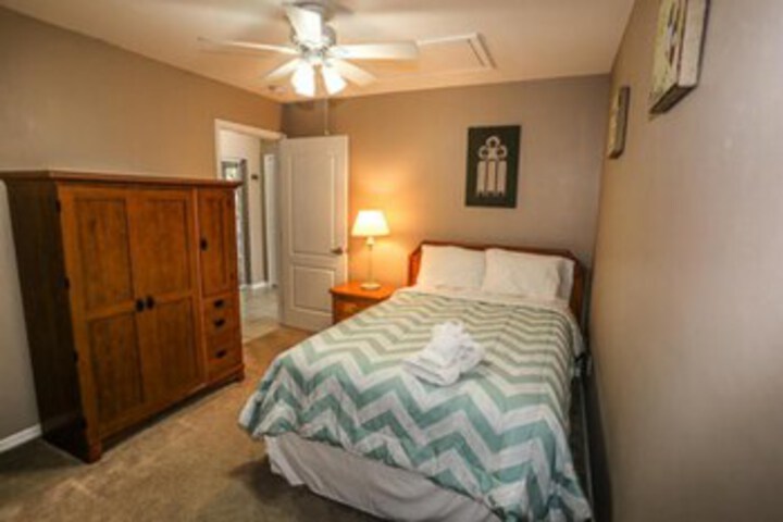 Room 25 of 30