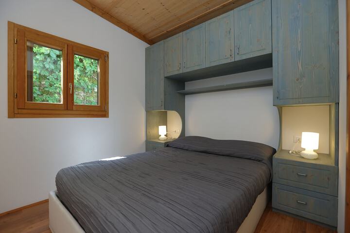 Room 10 of 79