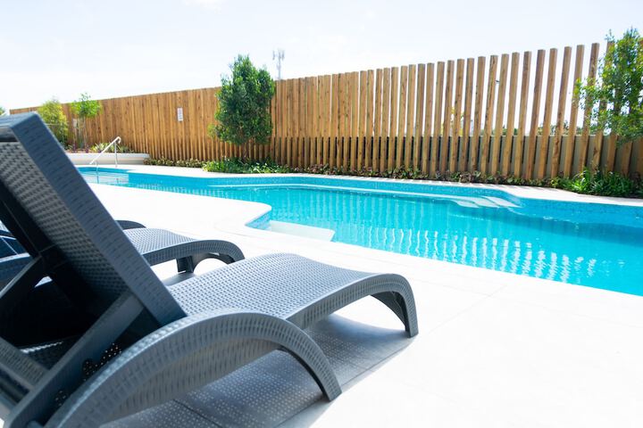 Pool 19 of 41