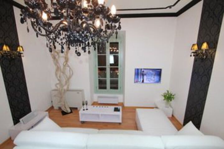 Room 36 of 41
