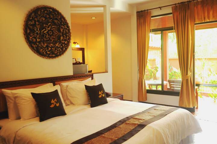 Room 6 of 37