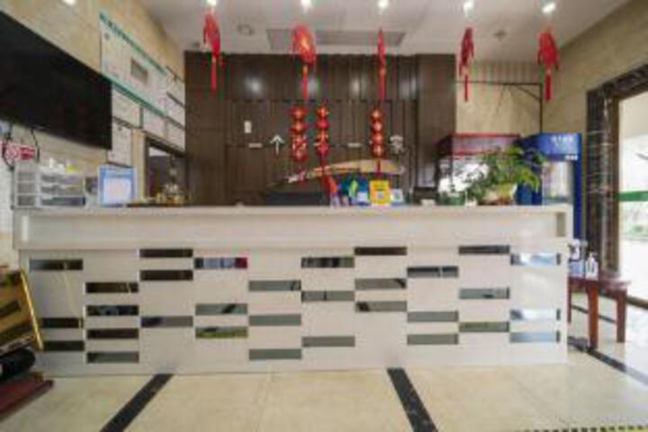 Orange Hotel