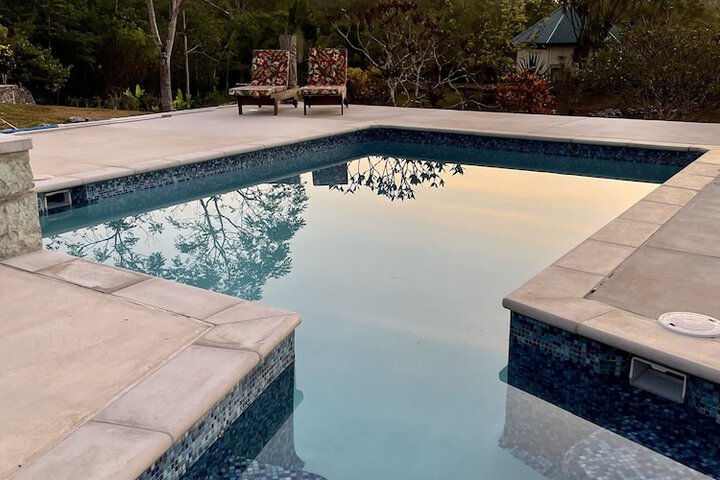 Pool 64 of 97