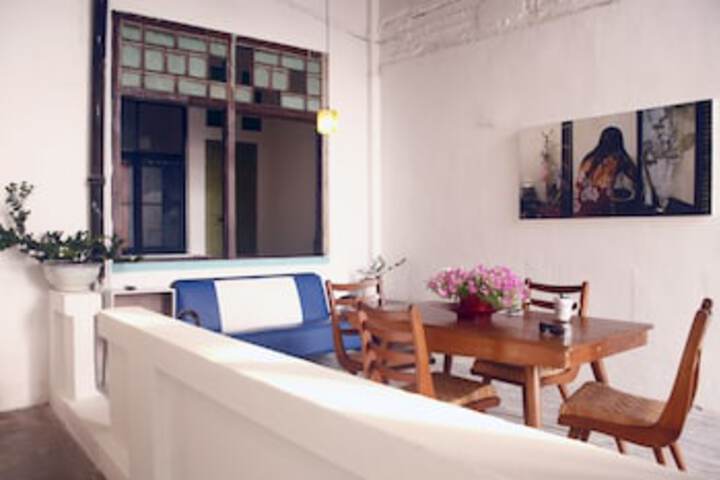 The Loft at 13 Hibiscus
