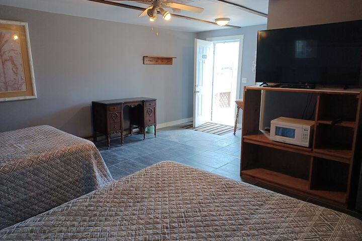 Room 17 of 41