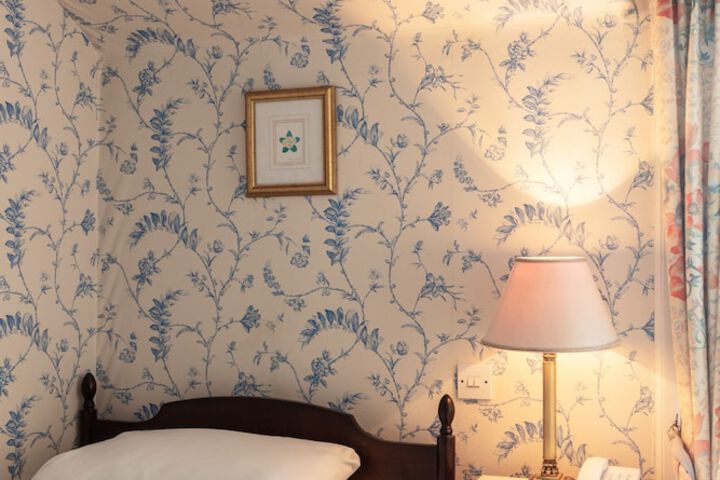 Room 20 of 74