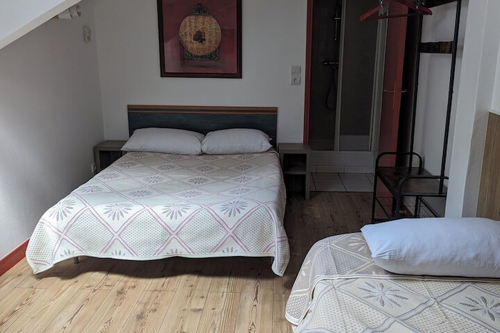 Room 17 of 48