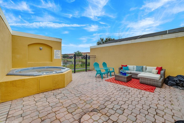 Terrace/Patio 18 of 25