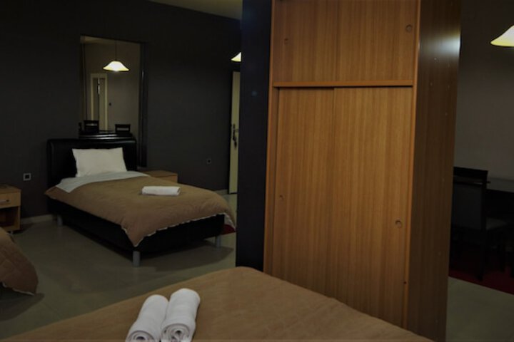 Room 38 of 84