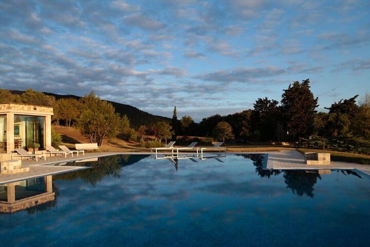 Pool 48 of 65
