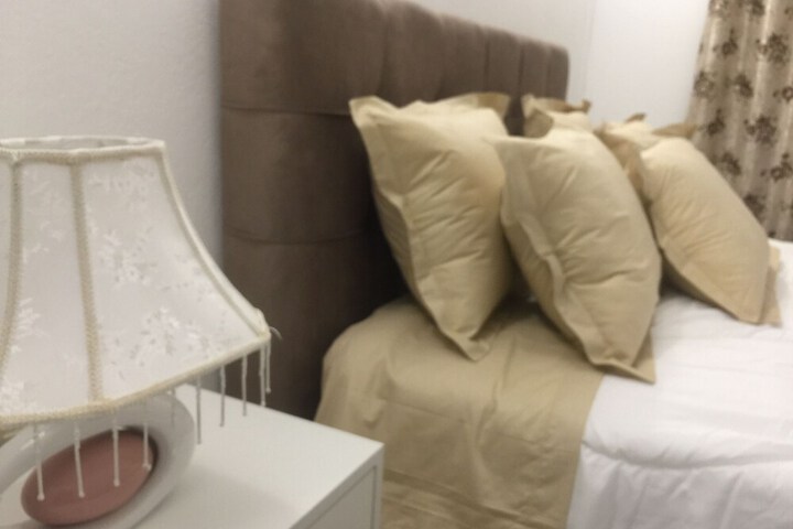 Room 3 of 33