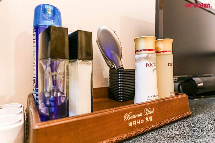 Room amenity
