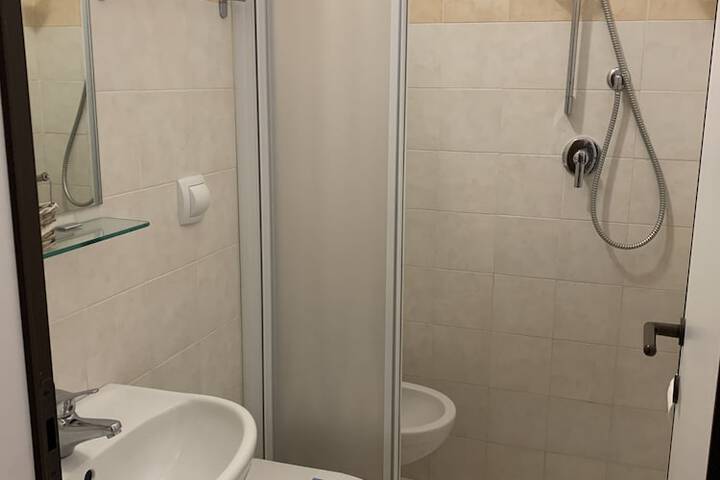 Room 18 of 47