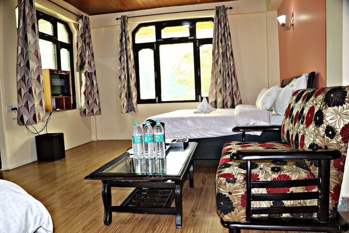 Hotel Prakash Regency Sangla