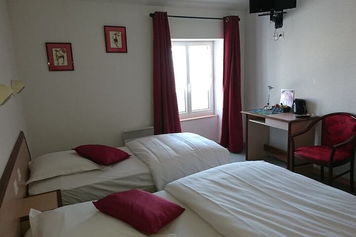 Room 7 of 71
