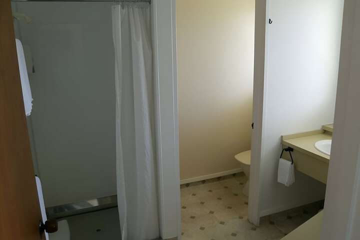 Room 21 of 26