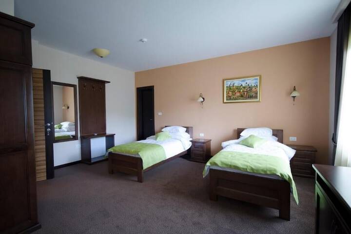 Room 40 of 109