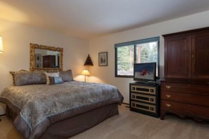 Room 6 of 21