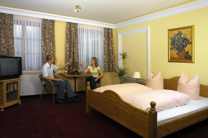 Autobahnrestaurant & Motorhotel Pack