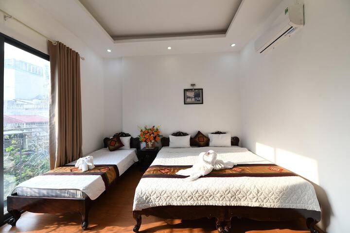 Room 20 of 38