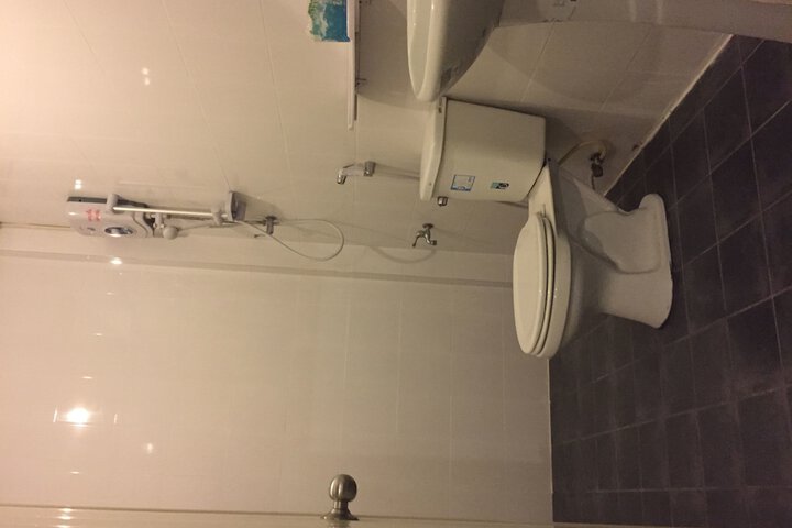 Room 19 of 25